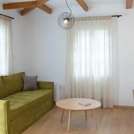 Vakantiehuis Angestrale Traditional