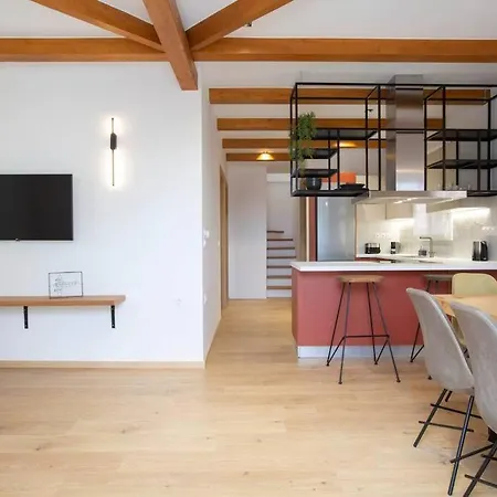 Vakantiehuis Angestrale Traditional Lefkáda