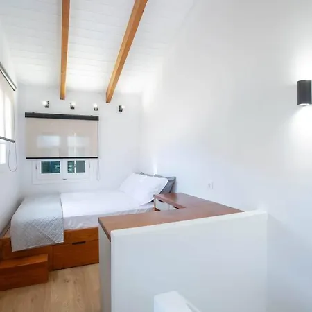 Angestrale Traditional * Lefkáda