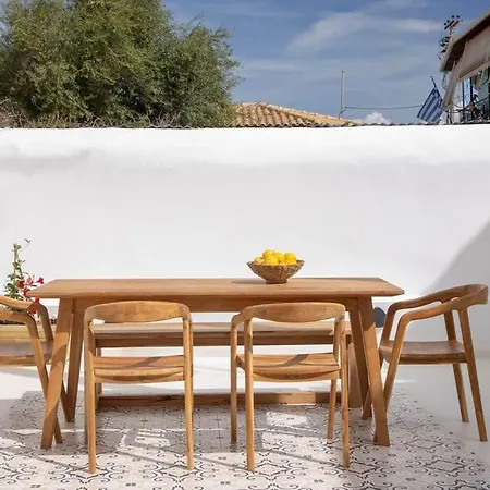 Angestrale Traditional *